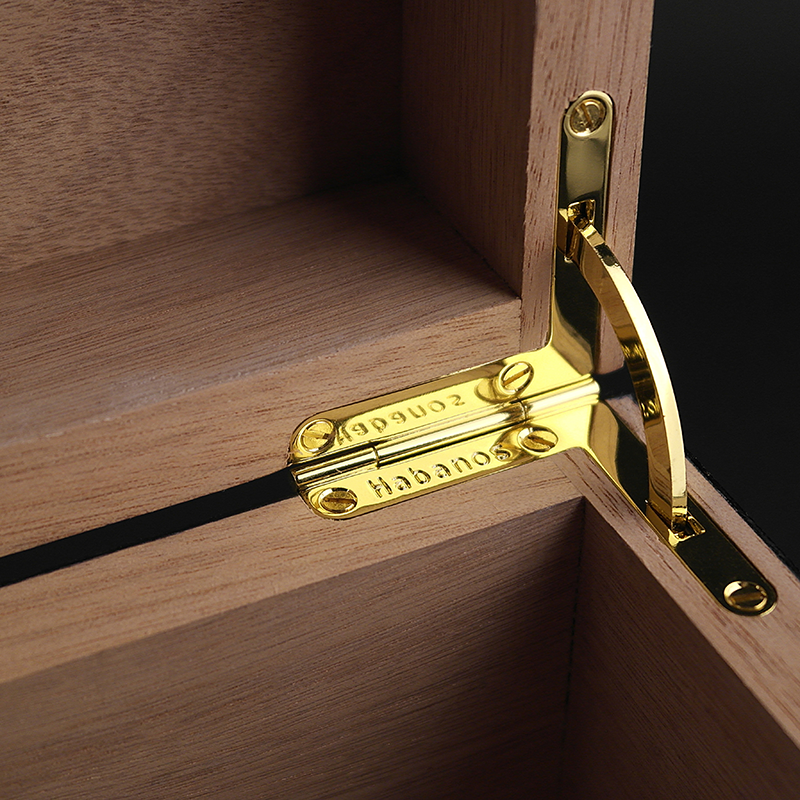 Global Brand Humidor TRINIDAD 30-50 cigars