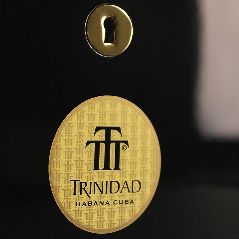 Global Brand Humidor TRINIDAD 30-50 cigars