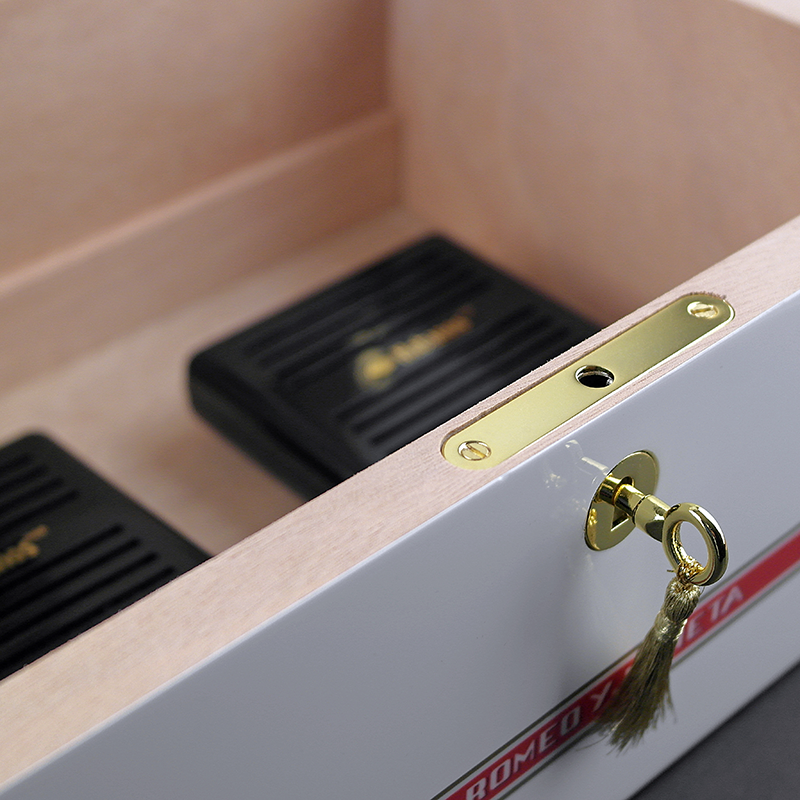 Global Brand Humidor ROMEO Y JULIETA