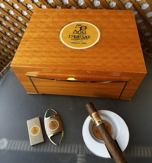 El Regalo Perfecto para los Amantes del Habanos: Humidor Quai d’Orsay Edicion Limitada